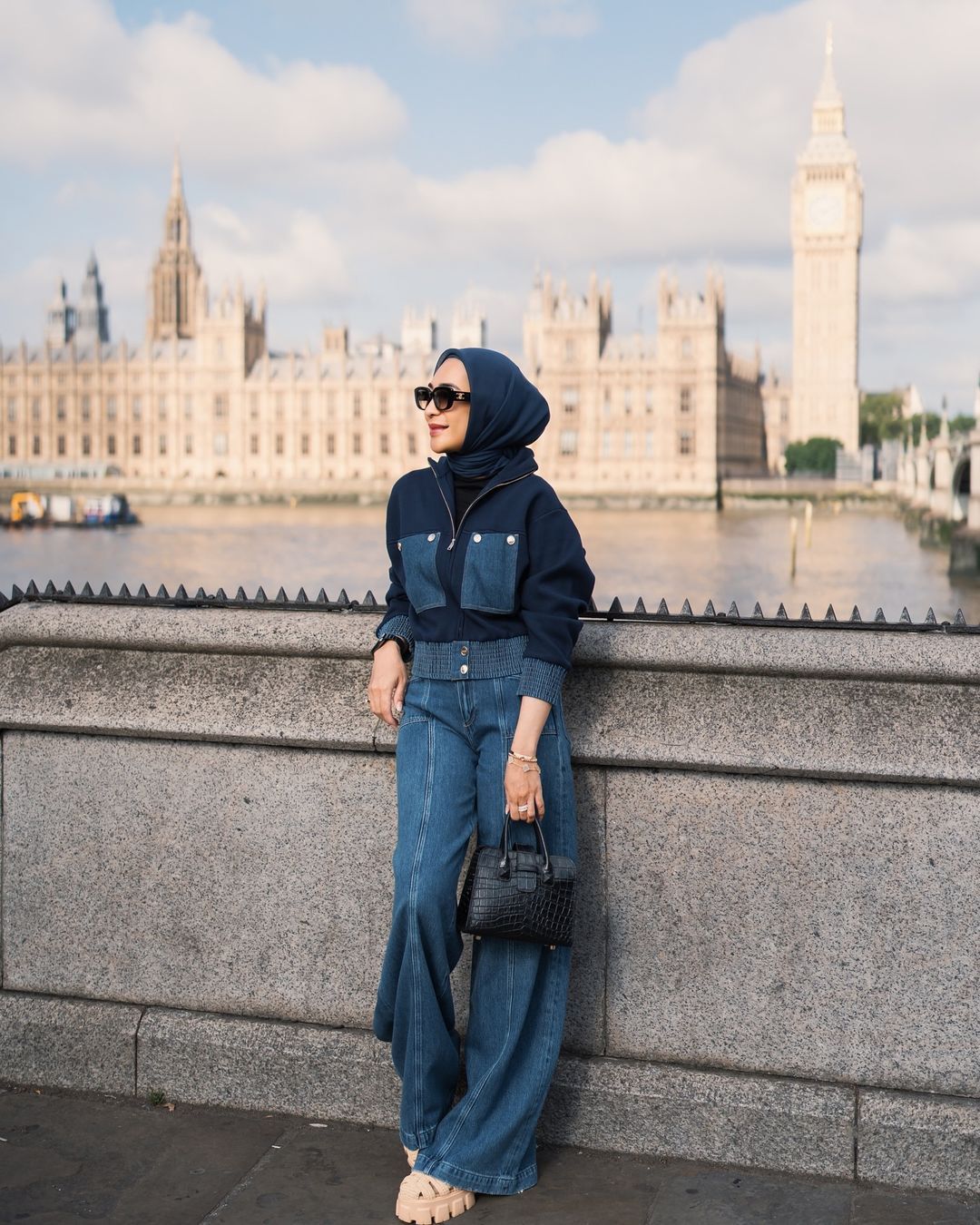 Intip Gaya Erin Istri Andre Taulany Pamer Liburan Sendirian ke London